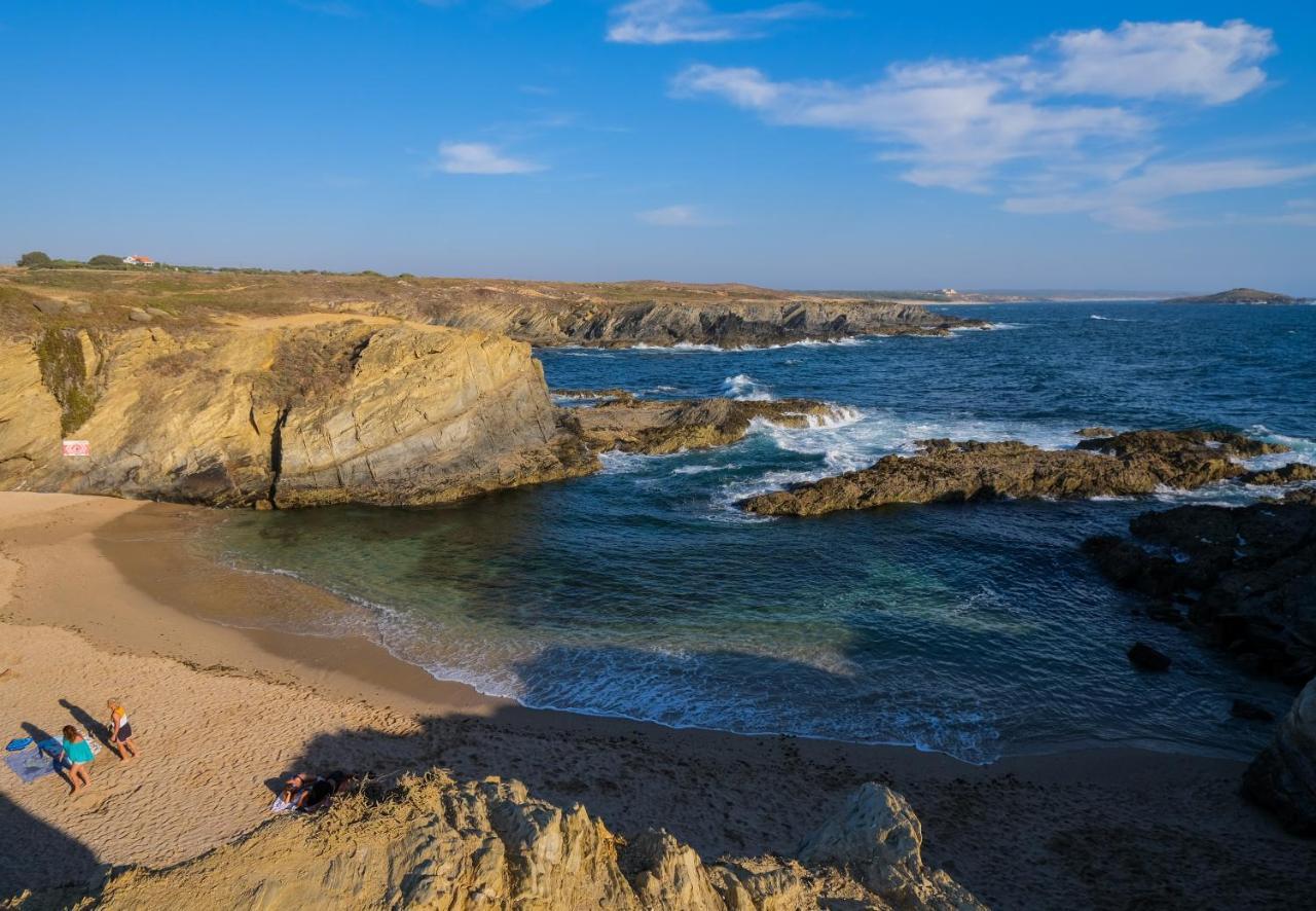 Pé na Areia, Alojamento Local Porto Covo Esterno foto
