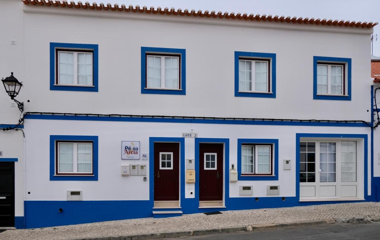 Pé na Areia, Alojamento Local Porto Covo Esterno foto